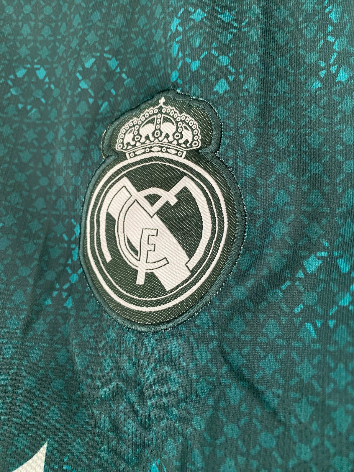 Bellingham Real Madrid 2026-27 away kit embroidery half sleeve - P2560 | Jersey Kada