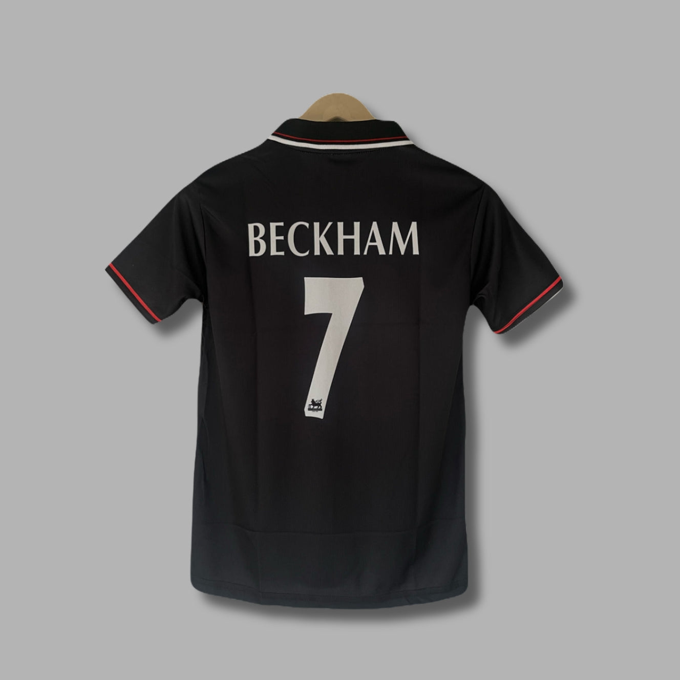 Man United 1998-99 Away Beckham Half Sleeve Zip Collar Embroidery P1511 | Jersey Kada