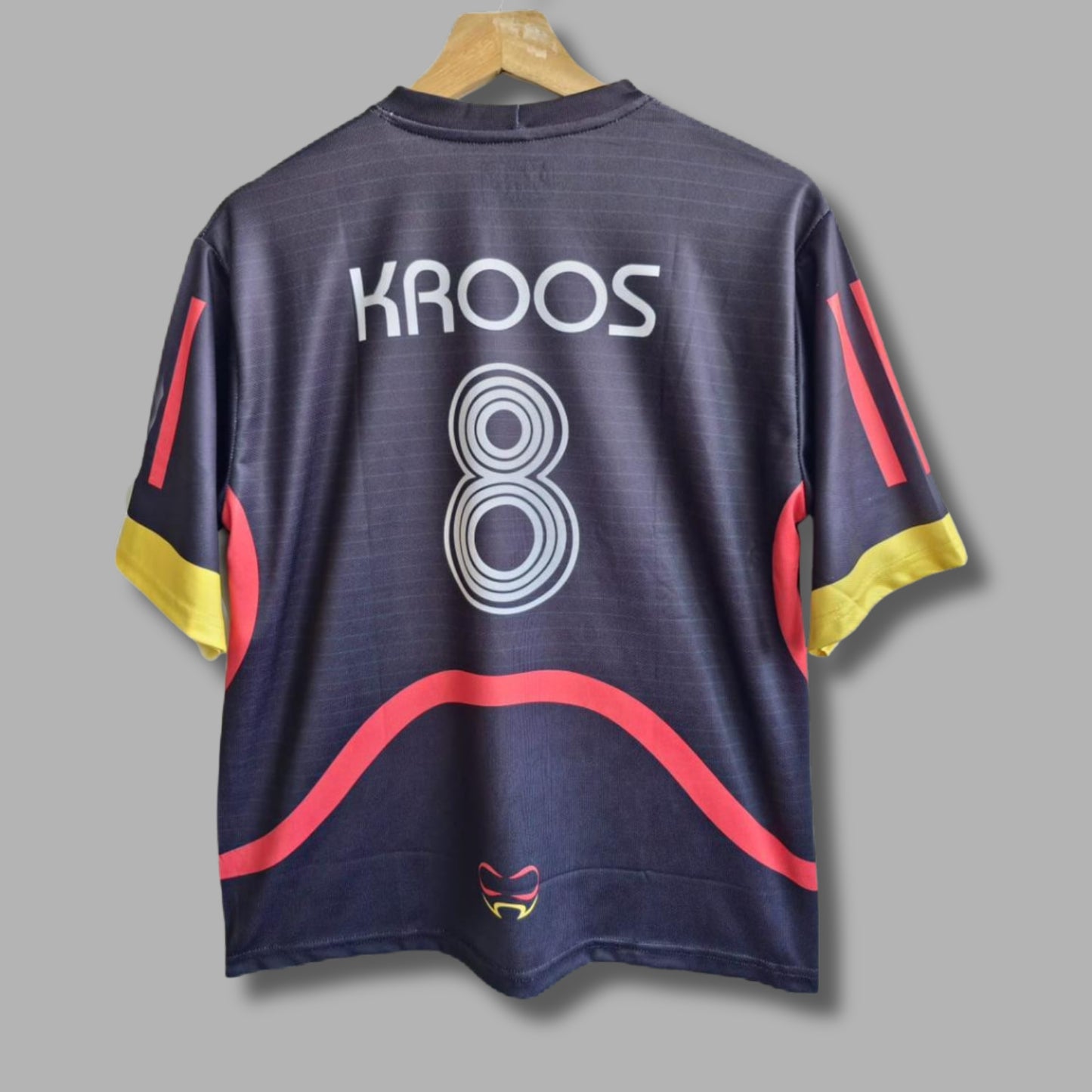 Germany 2005-07 Training kit  Kroos Five sleeve - P491 - Jersey Kada
