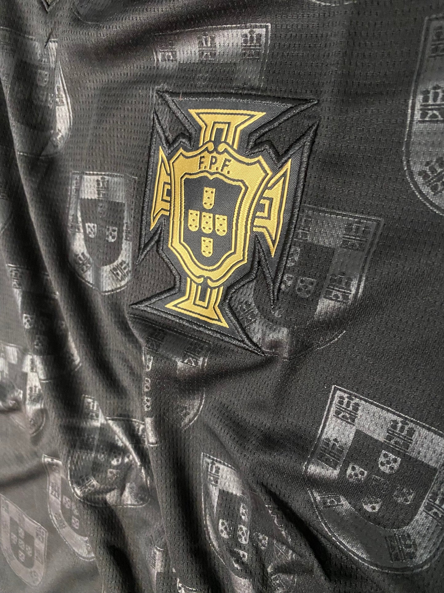 Portugal Fan version 2025/26 Special Edition Half Sleeve Collar Embroidery - P2394 | Jersey Kada