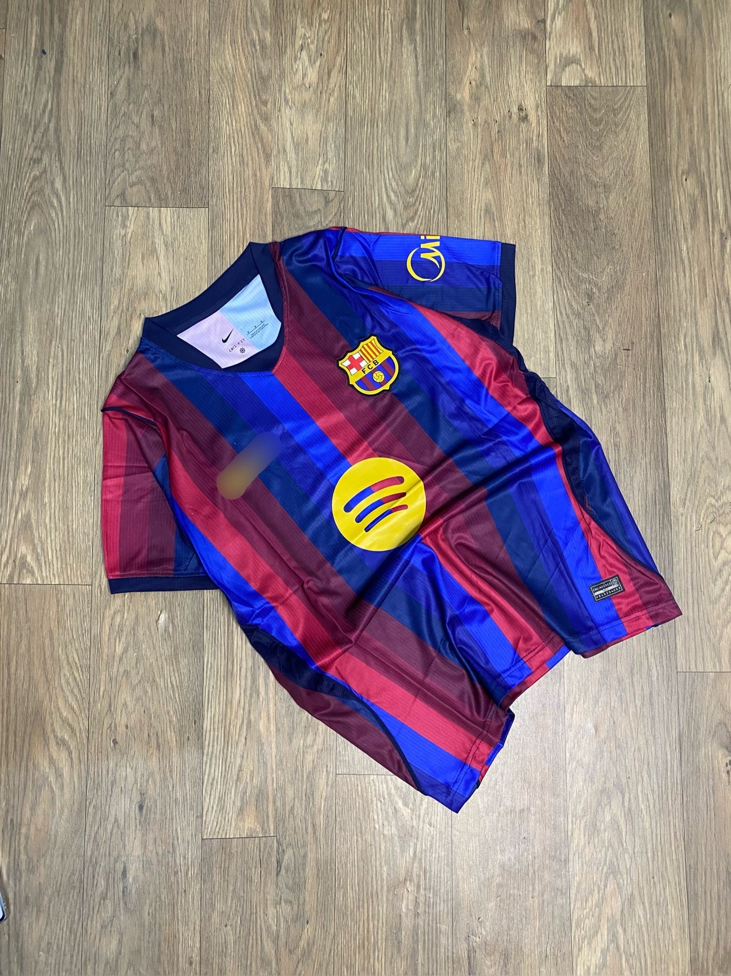 Barcelona Fan Version 2026/27 Home kit Half Sleeve Embroidery - P2393 | Jersey Kada