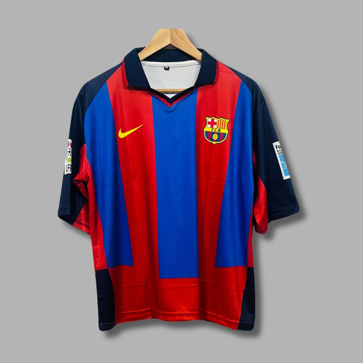 Barcelona 2003/4 Home Ronaldinho Five Sleeve Collar  P58 | Jersey Kada