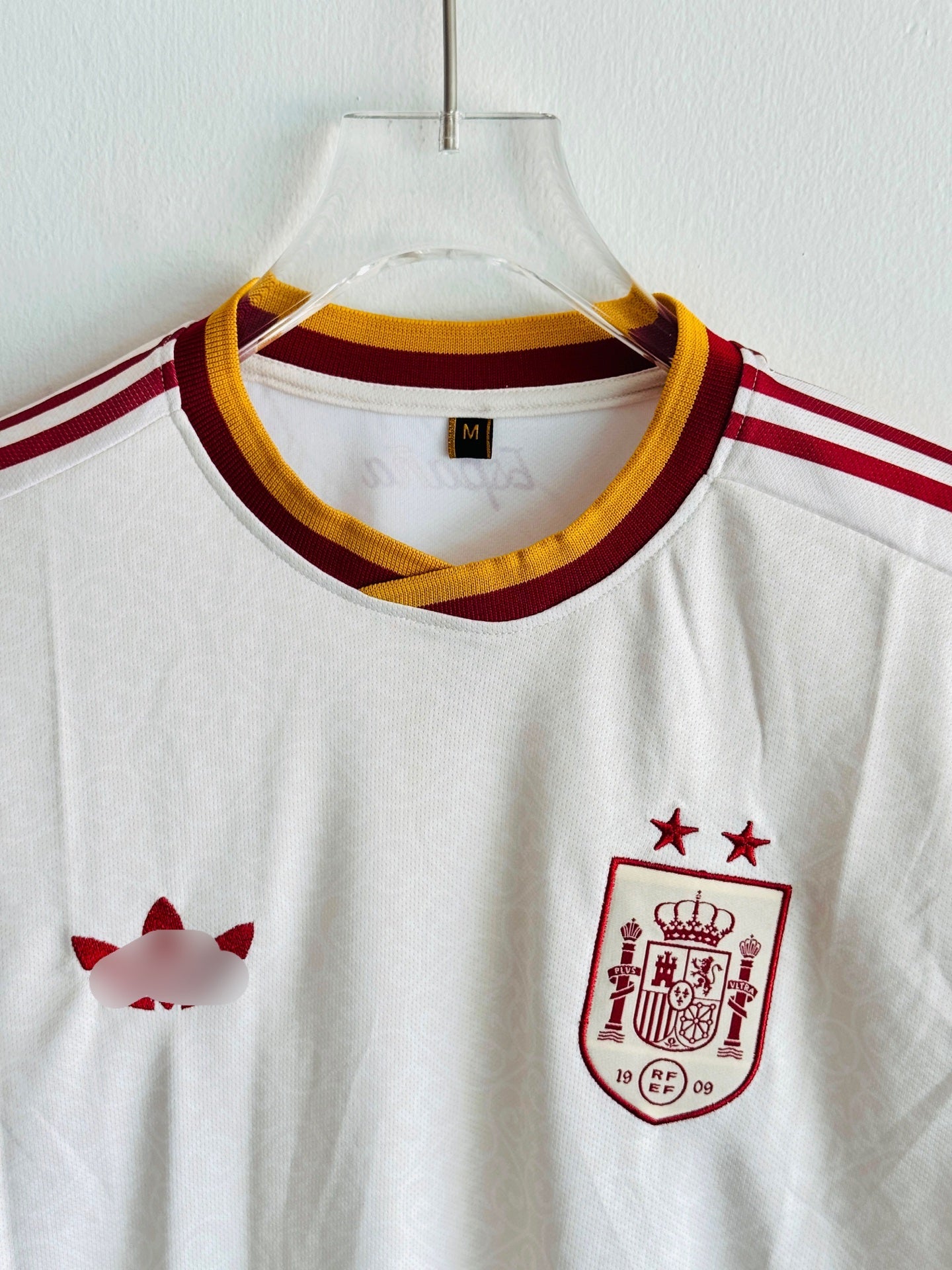 Spain 2 Star Away Plain Back Full Sleeve Embroidery -P2329 | Jersey Kada