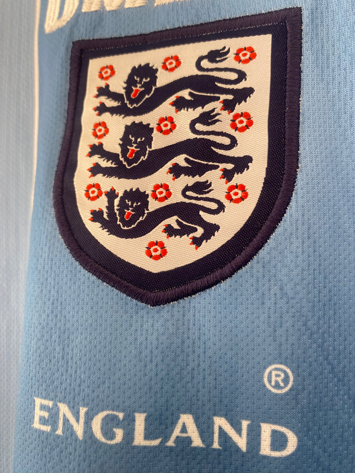 Beckham England 1996/97 Away kit Half Sleeve Embroidery - P2575 | Jersey Kada