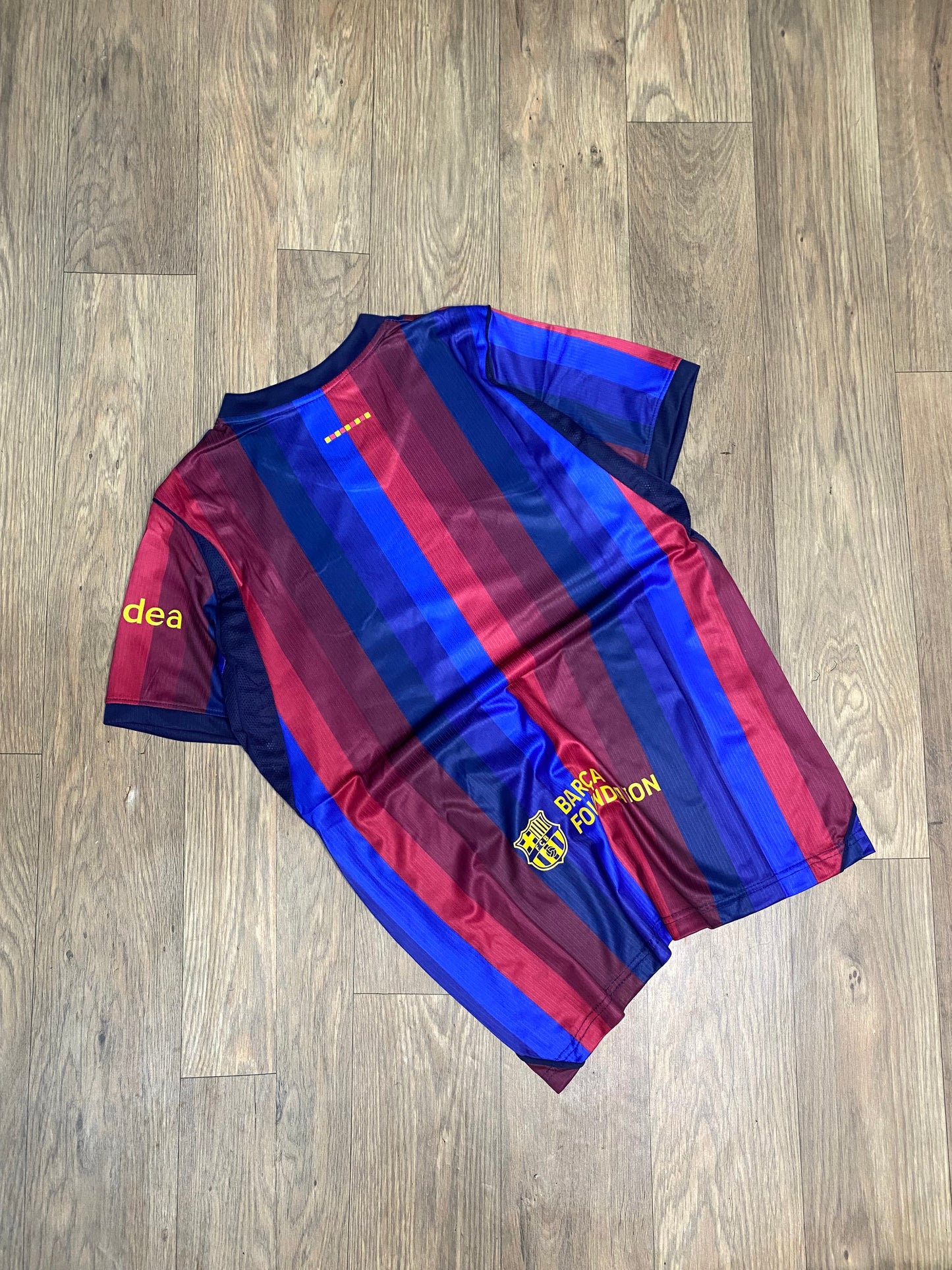 Barcelona Fan Version 2026/27 Home kit Half Sleeve Embroidery - P2393 | Jersey Kada