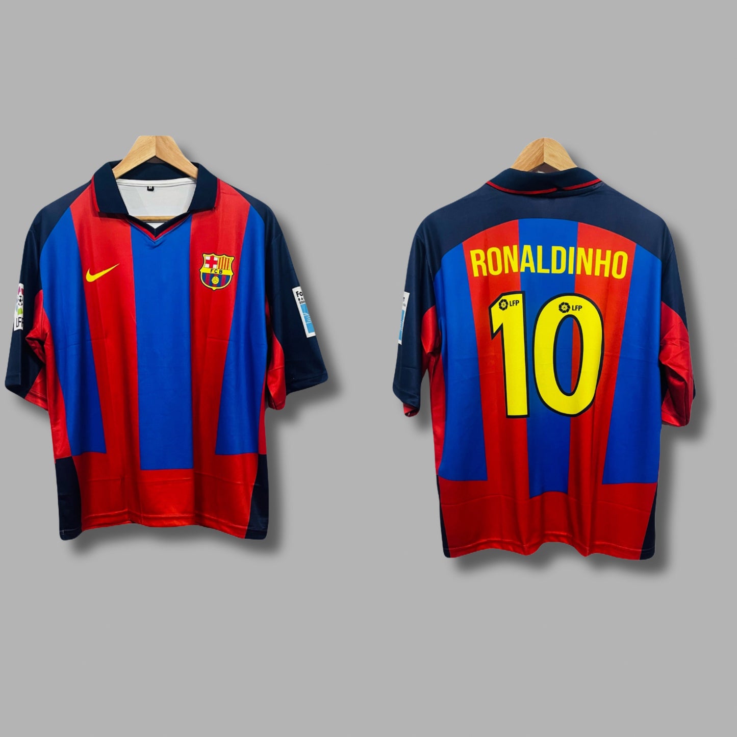 Barcelona 2003/4 Home Ronaldinho Five Sleeve Collar  P58 | Jersey Kada
