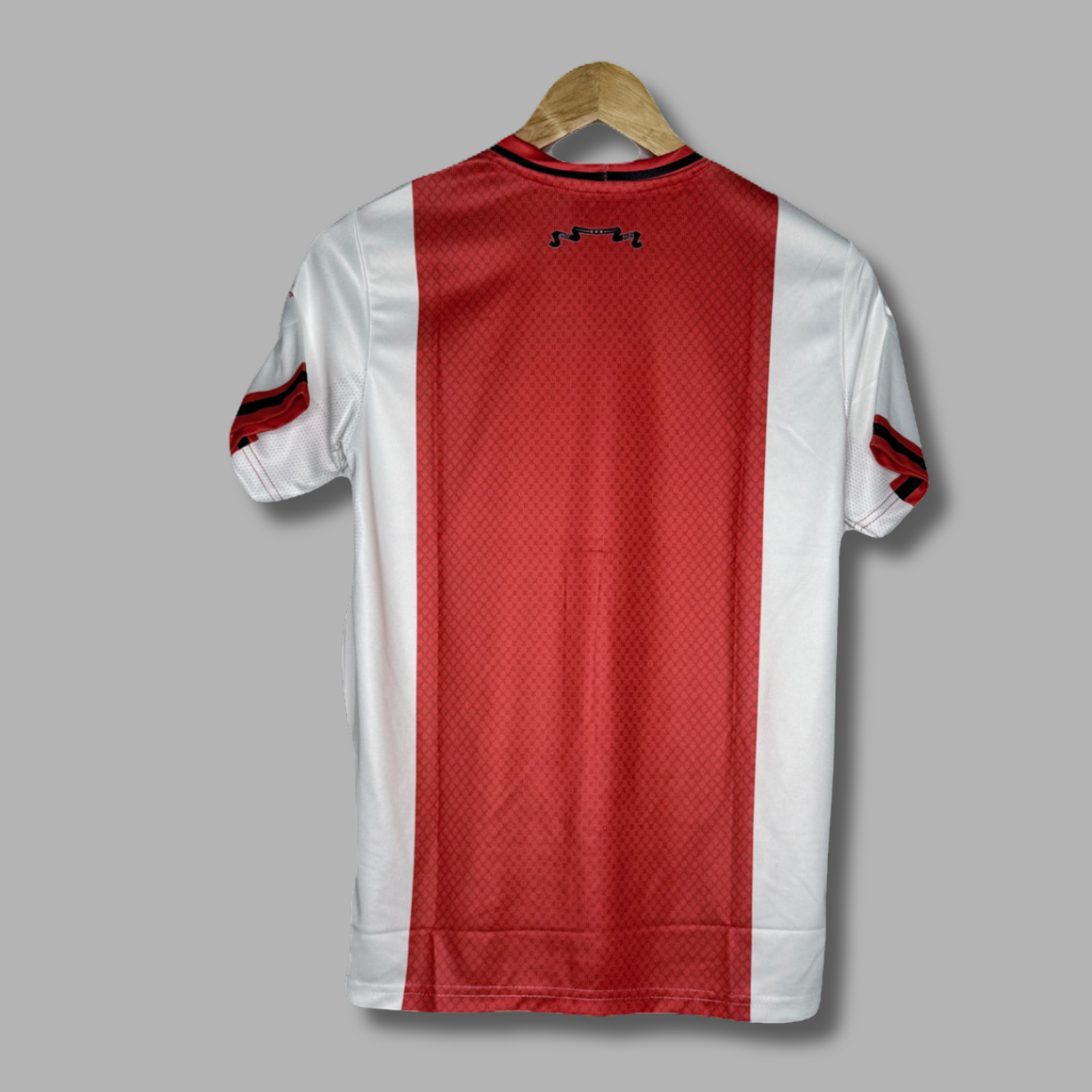 Ajax 2025/26 Home Plain Back Half Sleeve Embroidery - P1020 | Jersey Kada