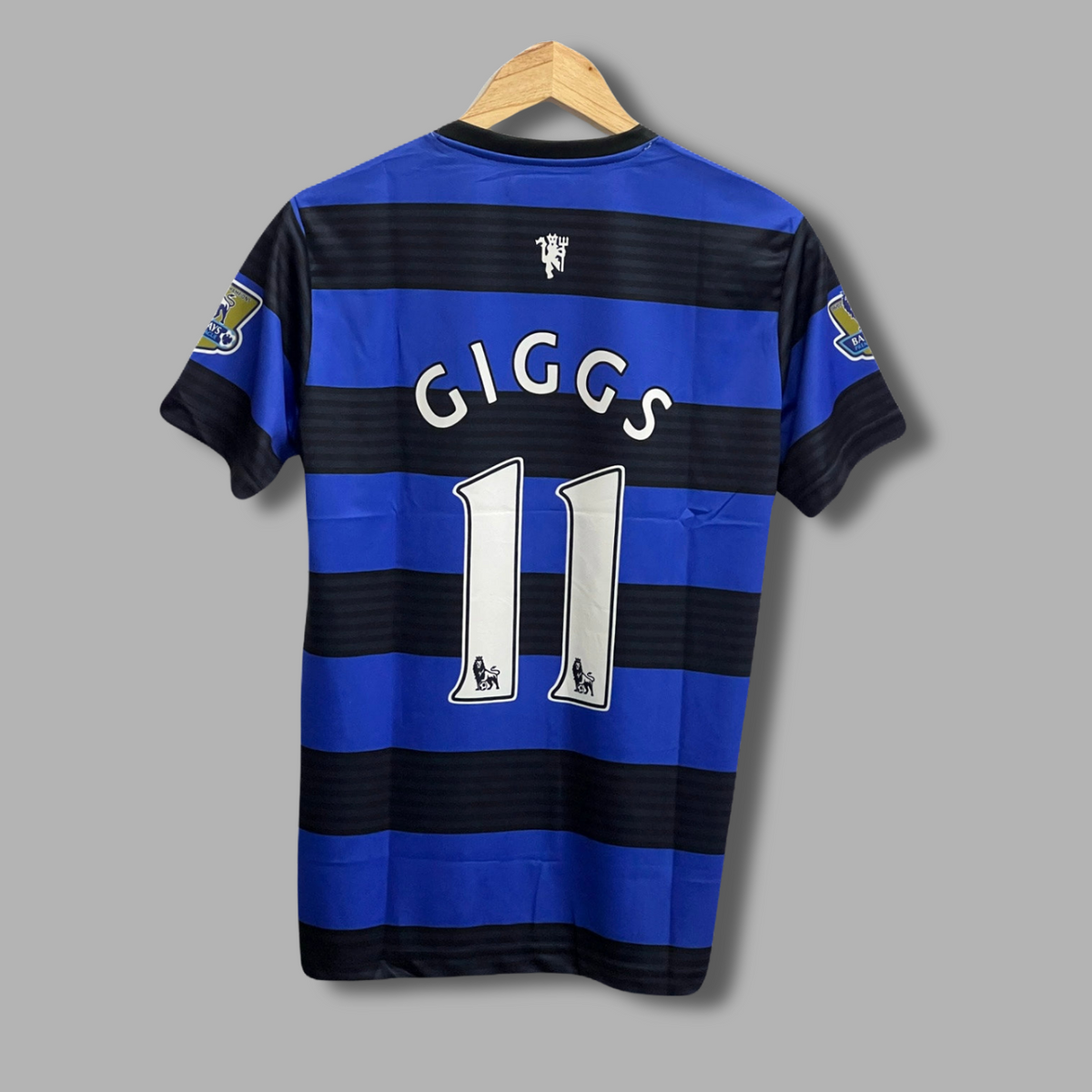 Manchester united 2011/12 away jersey giggs P40 | Jersey Kada