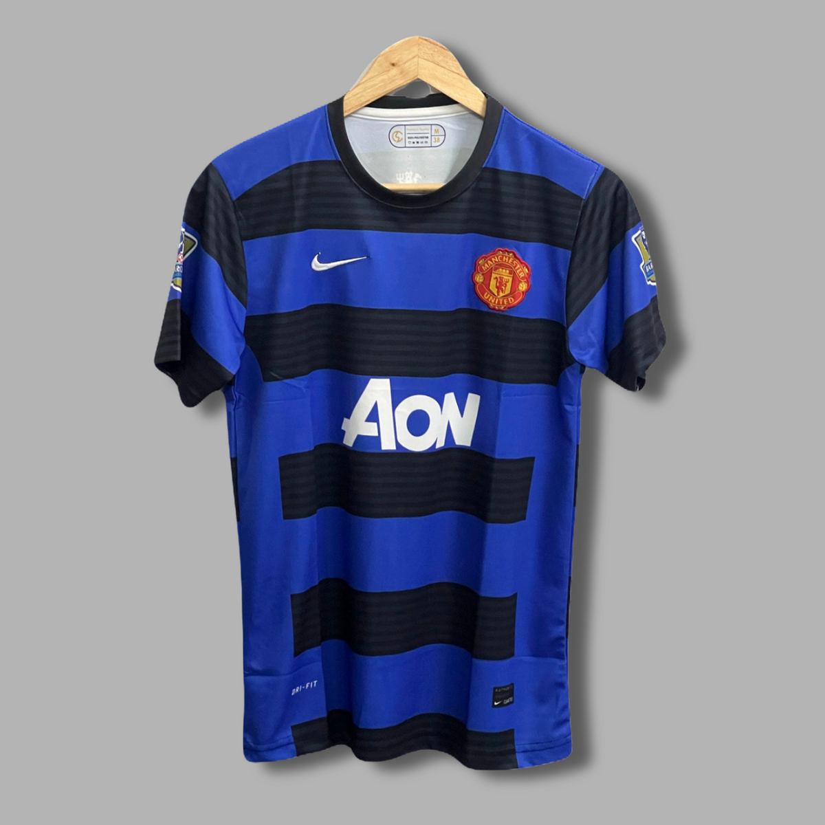 Manchester united 2011/12 away jersey giggs P40 | Jersey Kada