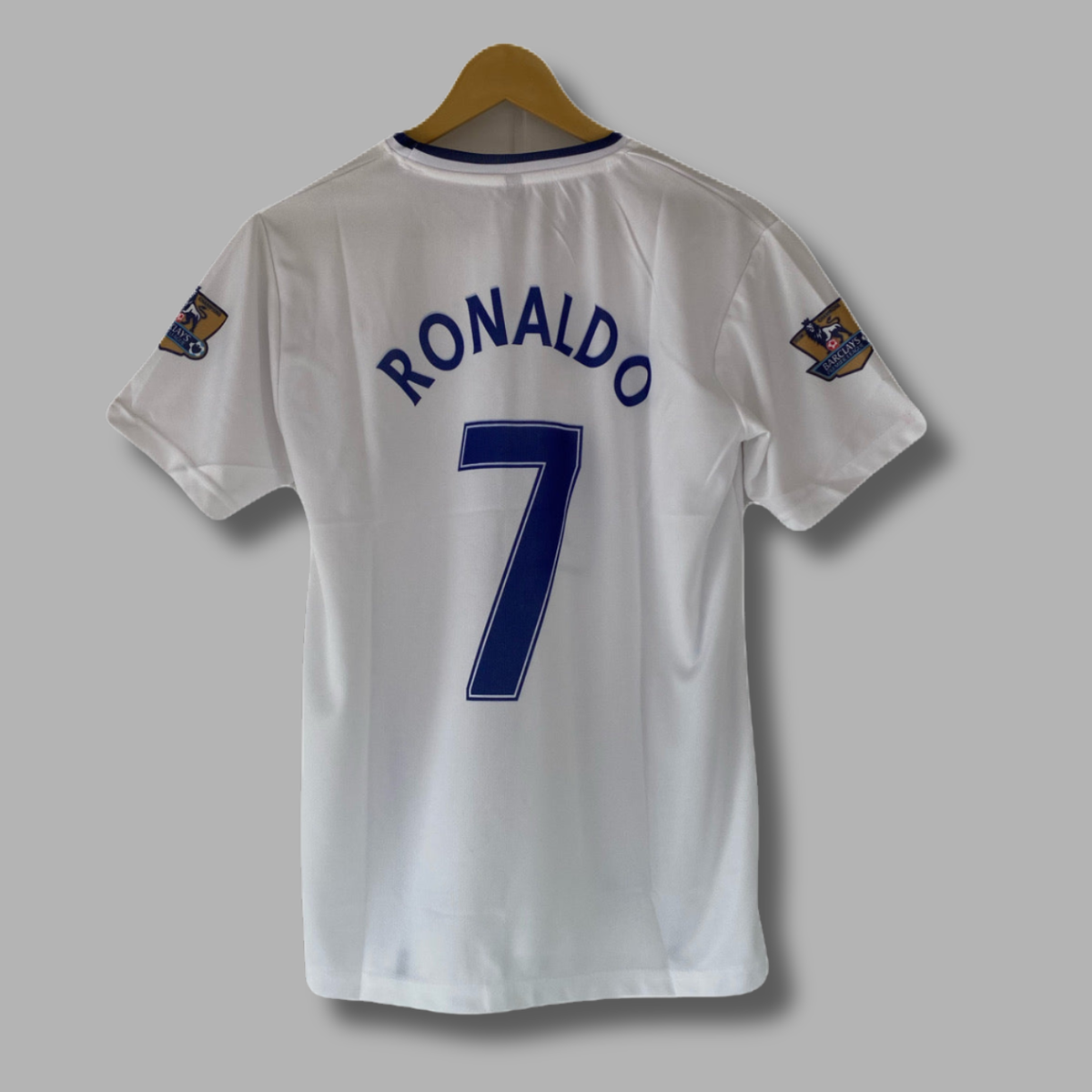 Manchester united Ronaldo half sleeve embroidery - P2729 | Jersey Kada