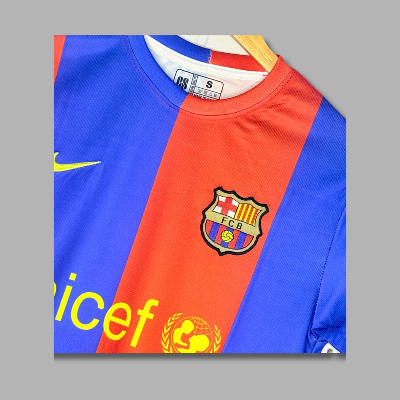 Barcelona 2006-07 Home Kit Ronaldinho Half Sleeve Embroidery-P1237 | Jersey Kada